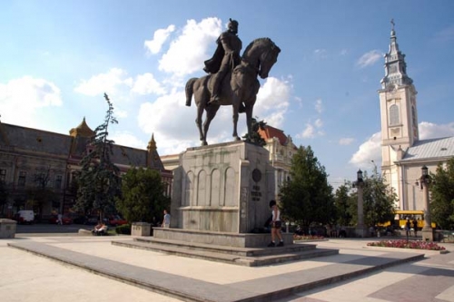 Statuia Ecvestra A Lui Mihai Viteazul Din Oradea poza